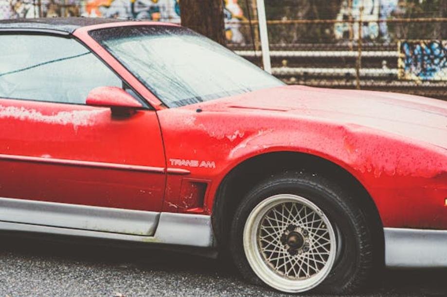Flat tire service needed in Knoxville, TN.